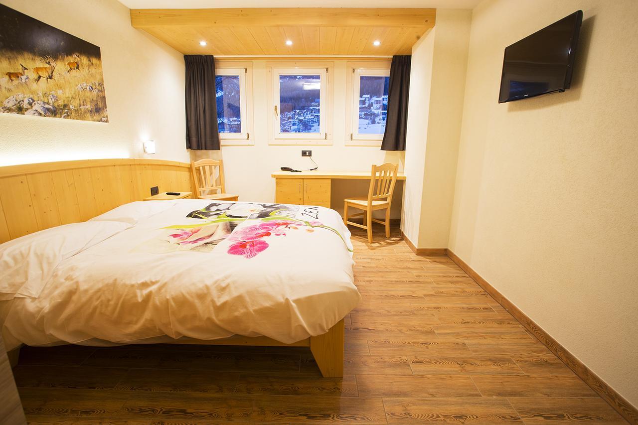 Steinbock B&B - Apartaments Livigno Bagian luar foto